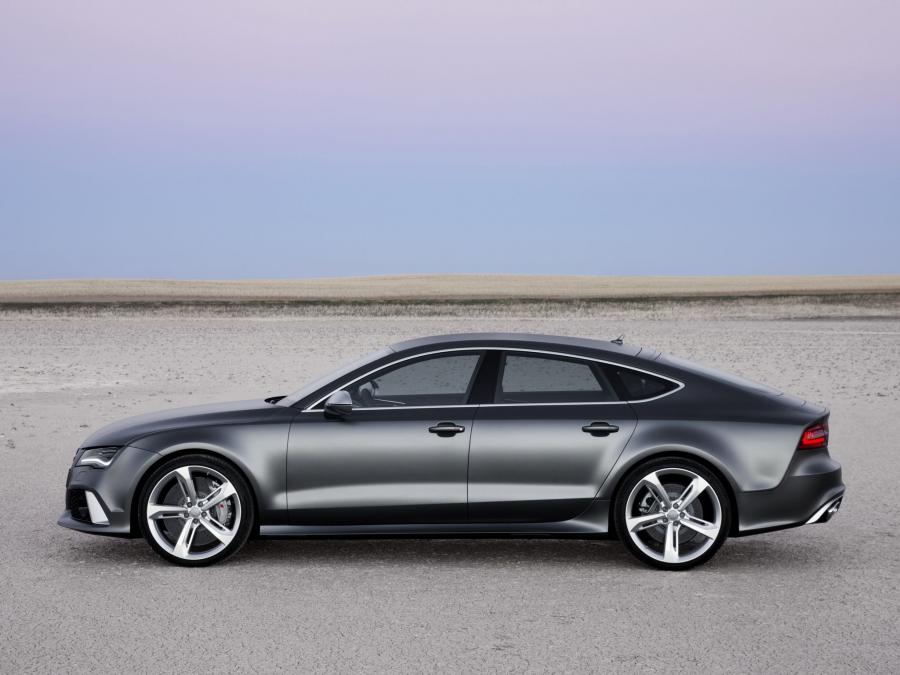  Audi RS7 Sportback 2013 года  (WW) (фото 32 из 32)